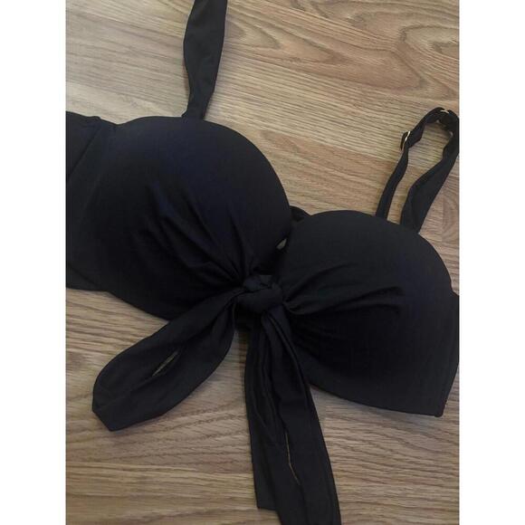 Black Bikini Top Size 36C/38C - Picture 2 of 5